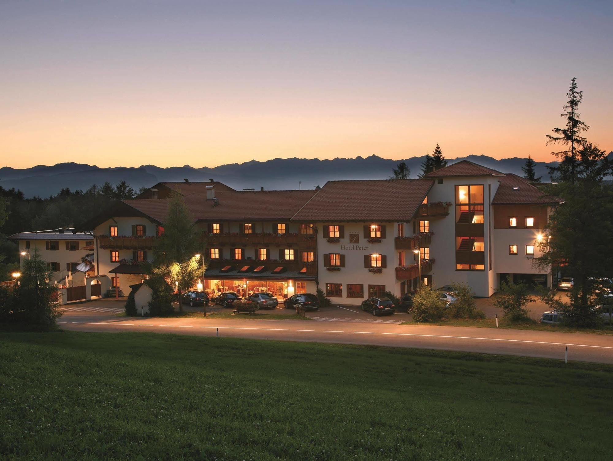 Hotel Peter Petersberg Exterior foto